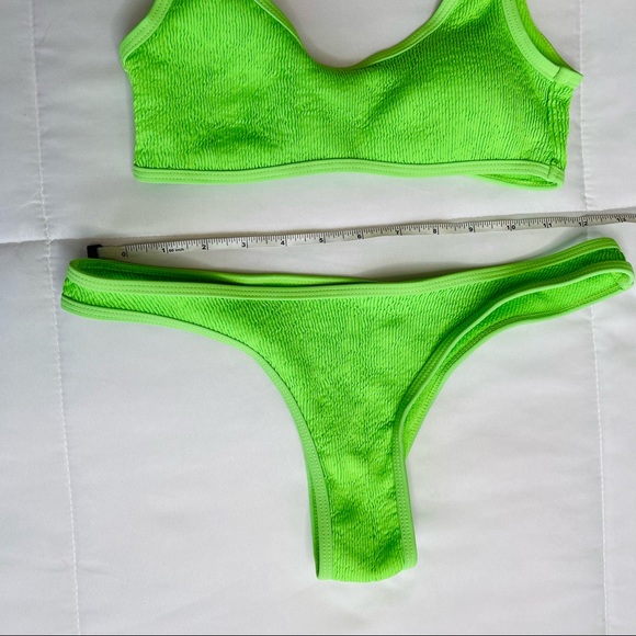 Kendal and Kylie Trendy Green Bathing Suit Set - Picture 5 of 6